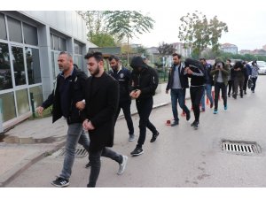 100 bin kişinin banka hesabını ele geçiren ’Hacker’lar milyonlarca liralık vurgun yapmış