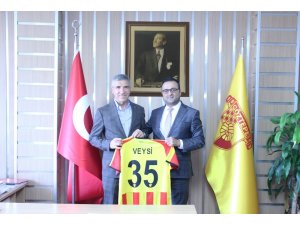 Göztepe, sağlık sponsorluğu sözleşmesini uzattı