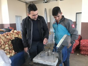 Çubuk’ta ölçü ve tartı aletleri denetimi yapıldı