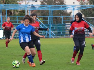 Kadınlar futbolda Konya 3 takımla temsil edilecek