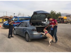 Örgüt propagandasından aranan şüpheli yakalanıp tutuklandı