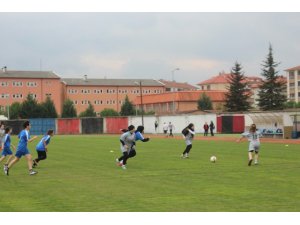 Bartın’ın ilk kadın futbol takımı sahaya indi