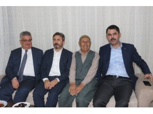 Bakan Kurum, Samsat afet konutlarını inceledi