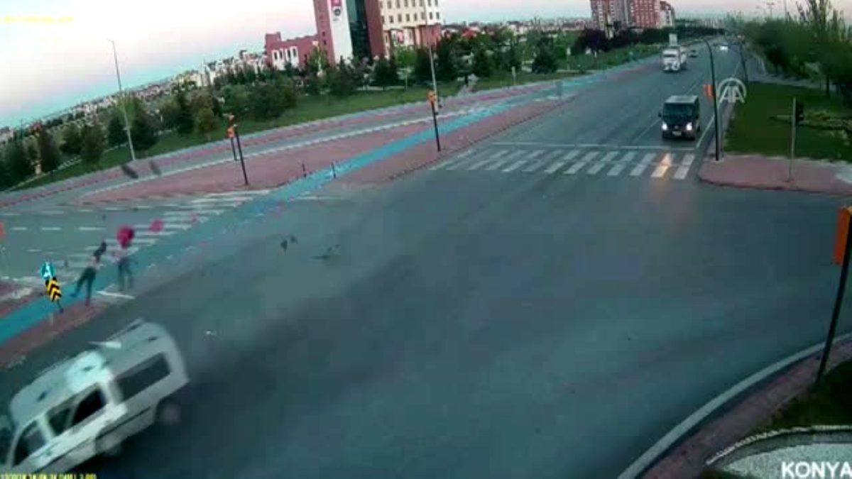 Trafik kazaları MOBESE kameralarında