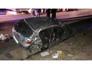 Köpeğe çarpmamak için direksiyonu kırınca kaza yaptı: 5 yaralı