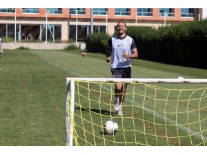 Kayserispor takım kaptanı Umut Bulut