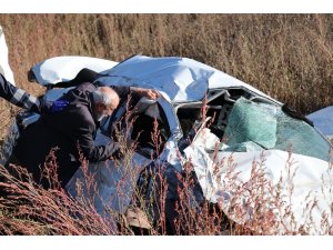 TEM’de feci kaza: 3 ölü, 2 yaralı