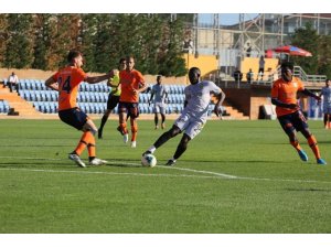 Ali Ravcı, Başakşehir ile oynanan hazırlık maçını değerlendirdi