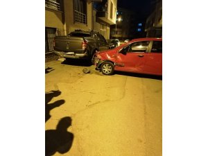 Kaza sonrası el frenini çekmeyi unuttu, faciadan dönüldü