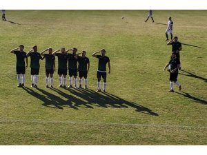 Gol sonrası asker selamı