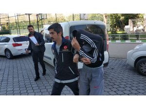 Satışa hazır uyuşturucu paketleriyle yakalandı