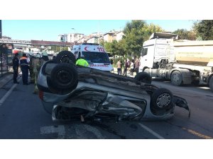 Yeşil ışığı kaçırmamak için gaza yüklenen sürücü kazaya neden oldu: 6 yaralı