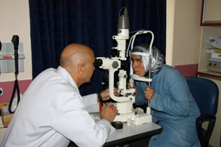 Kornea nakli ile sis perdesinden kurtuldu