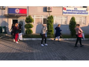 Artvin’de fuhuş operasyonunda yakalanan 33 kadın sınır dışı edildi