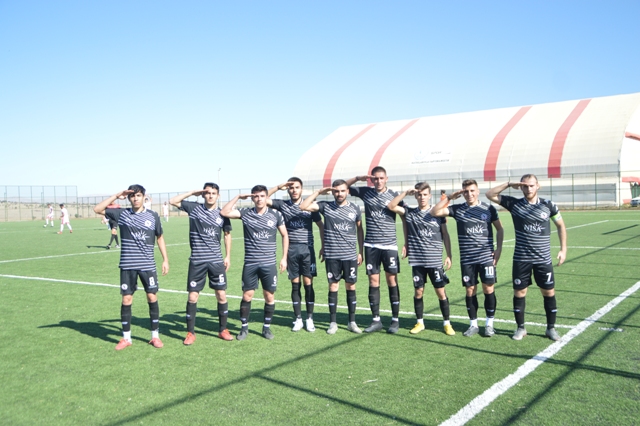 Meram Kara Kartallar’dan asker selamı