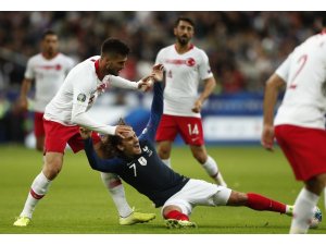 EURO 2020 Grup Eleme: Fransa: 0 - Türkiye: 0 (İlk yarı)
