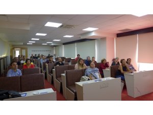 Kuşadası Ticaret Odası’nda e-ticaret semineri yapıldı