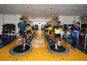 Fenerbahçe’de salonda kuvvet çalıştı