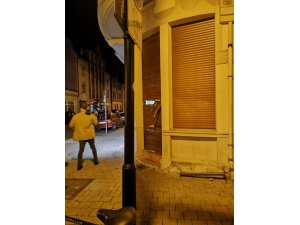 Terör örgütü yandaşları, Almanya’da Türk dükkanlarına saldırdı