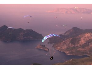 20. Uluslararası Ölüdeniz Hava Oyunları Festivali başladı