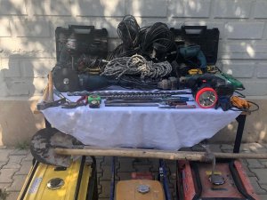 Konya'da izinsiz kazı yapan 15 kişi yakalandı