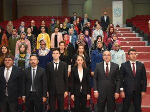 Engelli çocuğu olan ailelere eğitim verildi