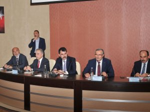 Bakan Kurum, Konyalı sanayicilerle buluştu