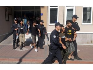 Ölümlü Afgan kavgasının zanlıları adliyede