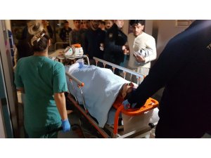 Yaya geçidinde otomobilin çarptığı üniversite ögrencisi ağır yaralandı