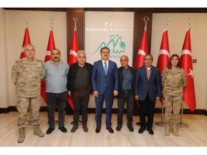 Şehit ailelerinden Vali Akbıyık’a ziyaret