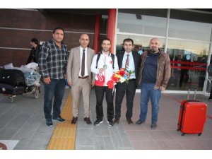 Avrupa’dan gümüş madalya ile döndü