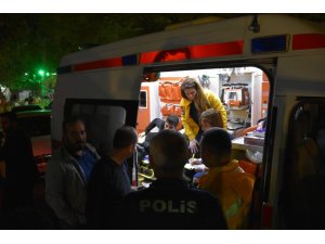 Cebinde taşıdığı bıçak bacağına saplandı