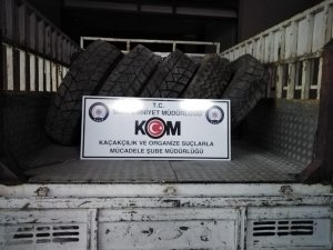 Siirt’te 12 adet gümrük kaçağı araç lastiği ele geçirildi