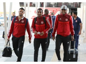Sivasspor, Galatasaray maçı için İstanbul’a gitti