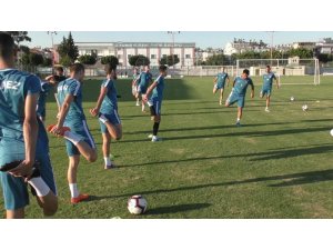 Kepez Belediyespor, deplasmana hazırlanıyor