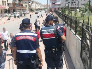 Şantajla cinsel istismara 14 yıl hapis