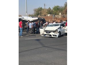 Diyarbakır’da trafik kazası: 3 yaralı
