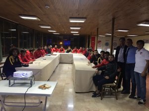 Hakemlerden kulüplere değişen oyun kuralları dersleri