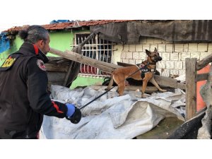 Çorlu’da polisten uyuşturucu madde satıcılarına operasyon