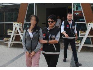 Masaj derneğinde fuhuş yaptıran gelin ve görümcesi yakalandı