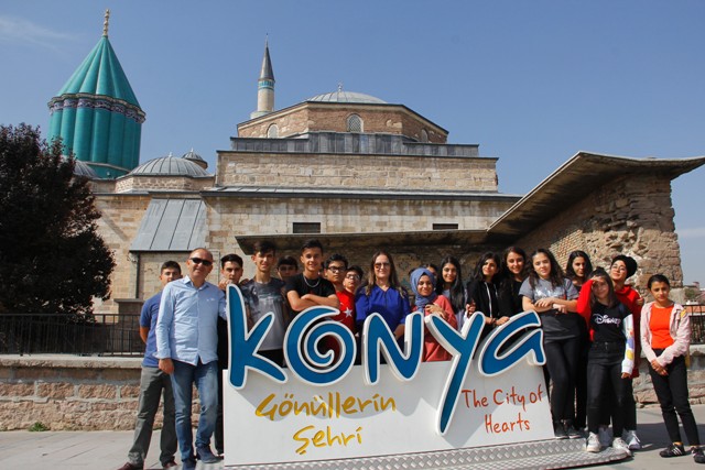 Kayseri Emniyetinden Öğrencilere Tarihi ve Kültürel Gezi