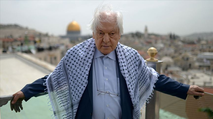 "Kudüs şairi" Nuri Pakdil'e veda