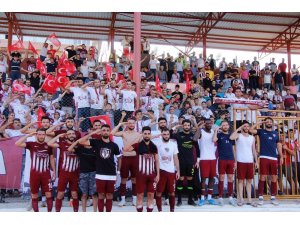 Hataysporlu futbolculardan asker selamı