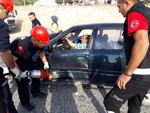 Uşak’ta trafik kazası: 4 yaralı