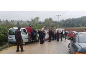 Kaygan yol faciaya neden oluyordu