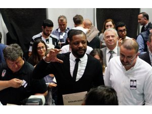 Pascal Nouma: “İlk defa bir seçime katılıyorum”