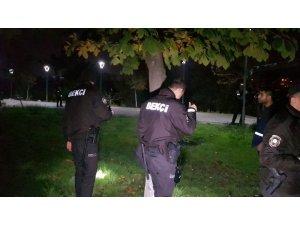 Şehir merkezinde saatlerce ayı aradılar