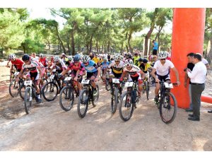 Kepez’de pedallar yarıştı