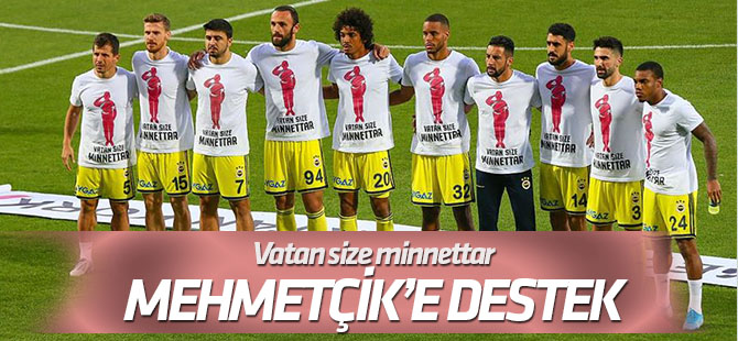 Fenerbahçeli futbolculardan Mehmetçik'e destek