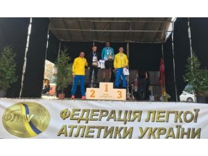 Yürüyüş şampiyonasında 2 birincilik